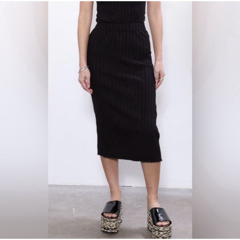 SIMON MILLER Black Rib Knit Made In USA Stretch Midi Skirt Small Closet Staple